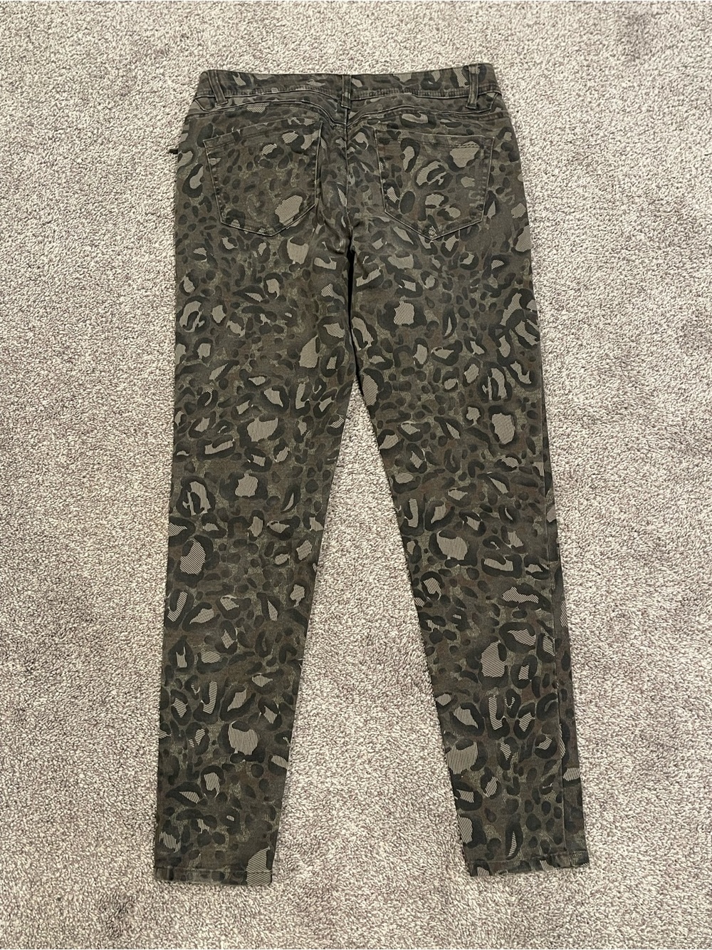 Democracy Absolution Skinny Jeans Camo Leopard Print Size 6 - Picture 5 of 6